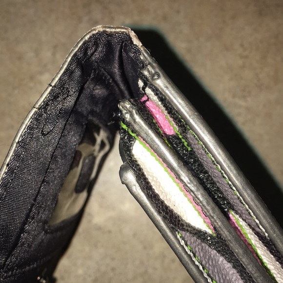 Vera Bradley Wallet - Picture 5 of 7
